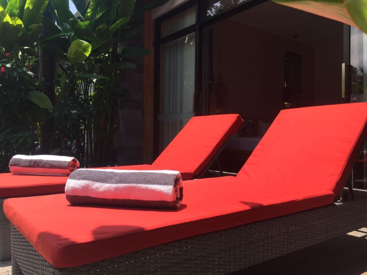 Hotel Le Chien Rouge Lovina Esterno foto